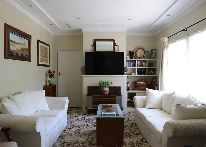 The Evergreen Bed And Breakfast Canberra